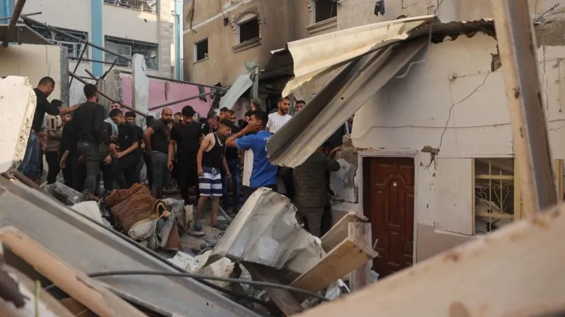 16 قتيلاً من عائلتين في غارات إسرائيلية على رفح (فيديو)