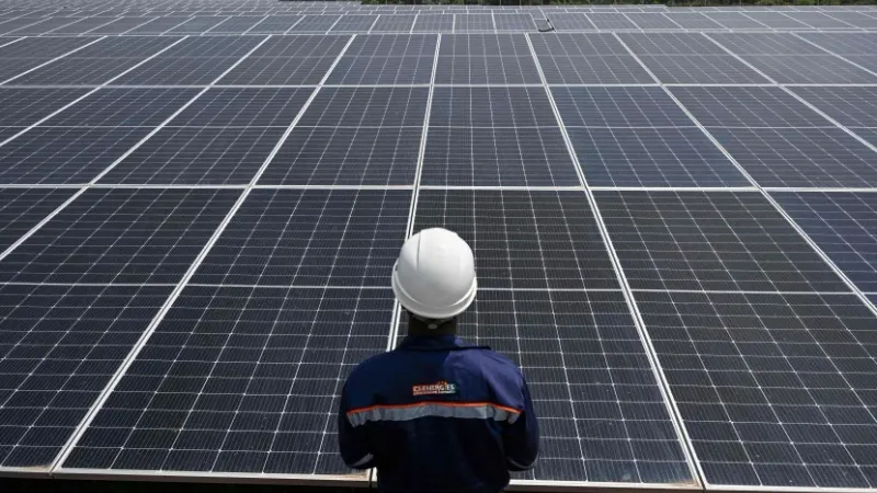 فائض الطاقة الشمسية في ألمانيا يدفع الأسعار إلى المنطقة السلبية