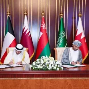سلطنة عُمان ومجلس التعاون يوقّعان على اتفاقية مقر الهيئة الاستشارية للمجلس الأعلى
