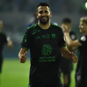 محرز أقنعه.. نجم مانشستر سيتي يقترب من الدوري السعودي