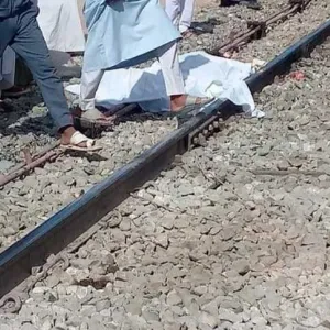 مصرع طالب سقط من القطار بسوهاج