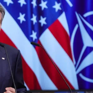مجلة أمريكية: بلينكن يواصل خداع كوليبا بوعود كاذبة حول عضوية أوكرانيا في الناتو