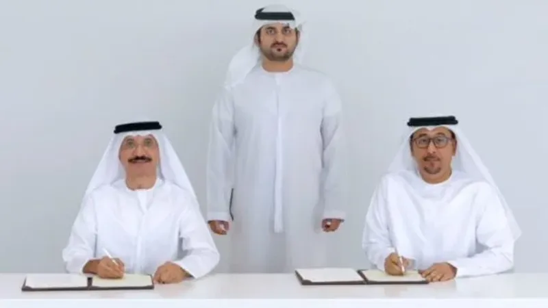 مكتوم بن محمد يشهد توقيع اتفاقية الشراكة بين بلدية دبي وموانئ دبي العالمية