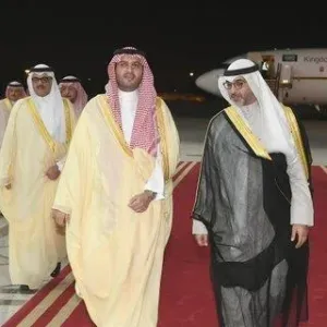 الأمير تركي بن محمد آل سعود يصل إلى الكويت في زيارة رسمية