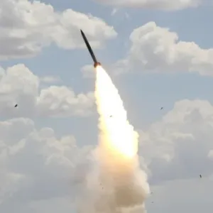مراسلنا: إطلاق 10 قذائف صاروخية من لبنان باتجاه شمال فلسطين المحتلة