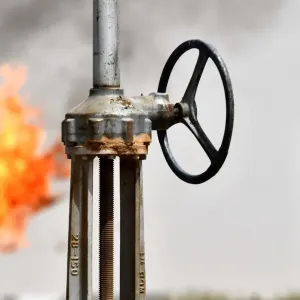 وزارة النفط العراقية: معدل صادرات فبراير من النفط بلغ 3.4 مليون برميل يومياً