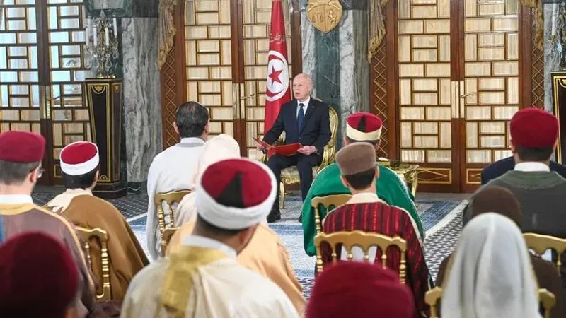 الرئيس سعيّد يجدد دعمه للقضية الفلسطينية ويؤكد على أهمية فهم حقيقة الإسلام