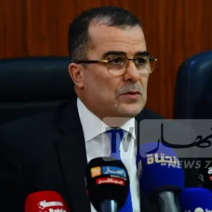 وزير العمل يطالب المجتمع الدولي بوقف آلة الدمار في غزة