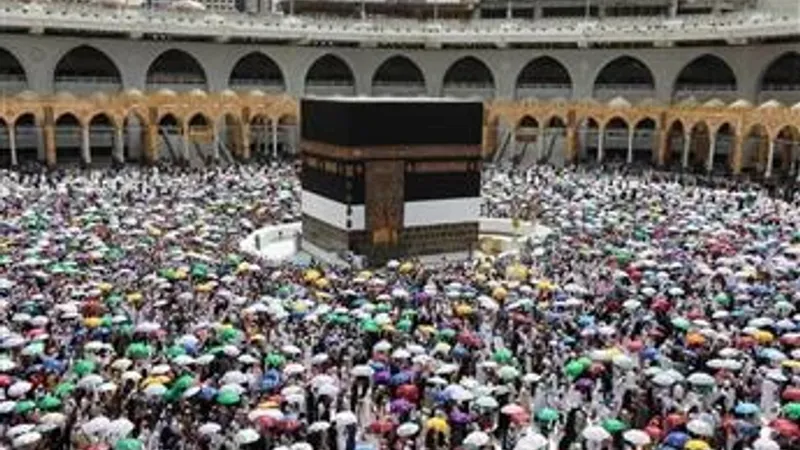 الأوقاف: يمنع على المحرمين الدخول إلى مكة المكرمة دون تصريح حج