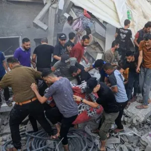 عشرات الشهداء والجرحى في ليلة دامية بقطاع غزة
