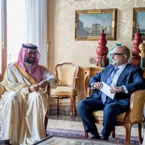 وزير الثقافة يزور الجناح السعودي في بينالي البندقية للفنون ويلتقي نظيره الإيطالي