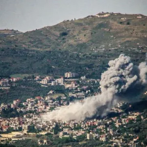 مقتل عنصر إغاثة وعامل صيانة بقصف اسرائيلي في جنوب لبنان