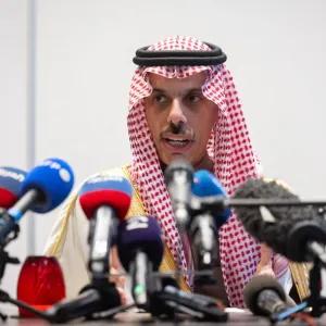وزير الخارجية السعودي : حل الدولتين أساس السلام والأمن