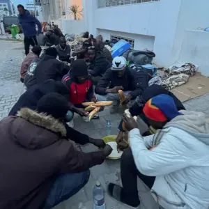 السلطات التونسية تزيل خيام مهاجرين بالعامرة التابعة لولاية صفاقس