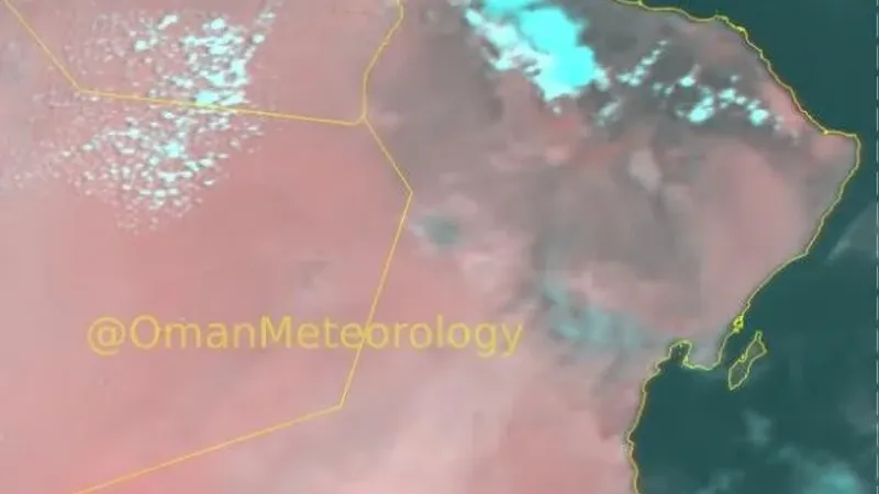 سحب ركامية وأمطار رعدية متفرقة على جبال الحجر