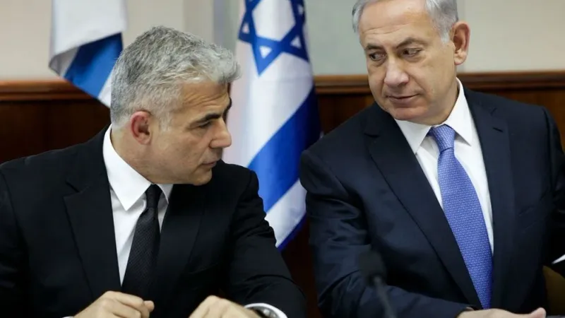 زعيم المعارضة الإسرائيلية يهاجم نتنياهو ويقول إنه لا يريد "صفقة تبادل" خشية تفكك حكومته