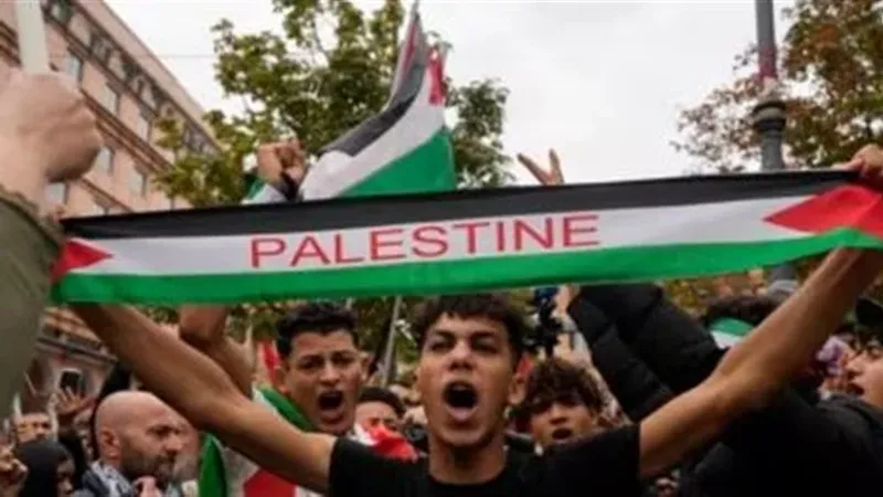 موظفو ميتا يحتجون على الرقابة المفروضة ضد المنشورات المؤيدة لـ فلسطين