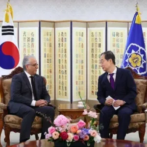سلمان بن ابراهيم يلتقي رئيس الوزراء الكوري في سيؤول
