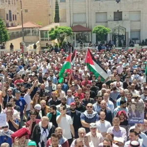 الأردن .. مسيرة شعبية قرب السفارة الإسرائيلية بعمان طالبت بوقف العدوان على غزة
