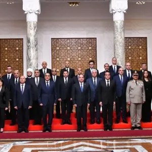 الحكومة المصرية الجديدة تؤدي اليمين الدستورية