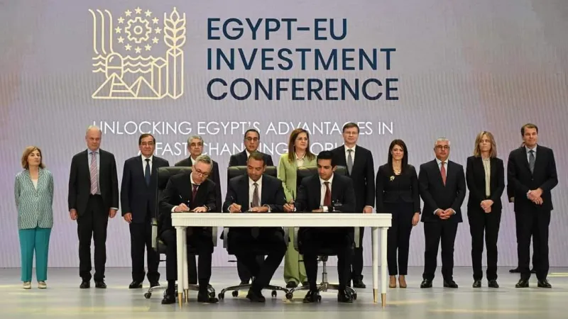 مصر توقع اتفاقيات بقيمة 32.8 مليار يورو في أول أيام مؤتمر الاستثمار مع الاتحاد الأوروبي