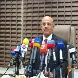 "المركزي" اليمني يوقف التعامل مع البنوك: قرار سيادي يستهدف حماية أصولها