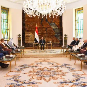 الرئيس المصري يستقبل رئيس مجلس الشورى ورؤساء المجالس والبرلمانات العربية