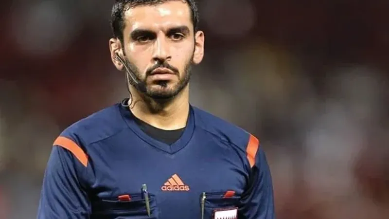 طاقم تحكيم قطري يدير مباراة ذهاب نهائي دوري أبطال آسيا لكرة القدم