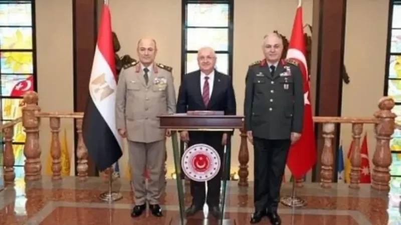 بعد استئناف العلاقات.. أول مسؤول عسكري مصري يزور تركيا