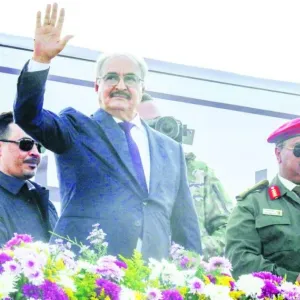 حفتر: السياسيون فشلوا في إنقاذ ليبيا