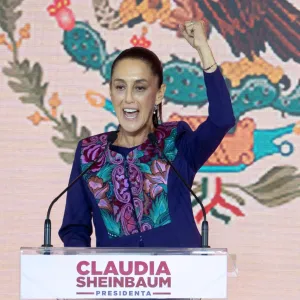 كلاوديا شينباوم أول سيدة تتولى رئاسة المكسيك