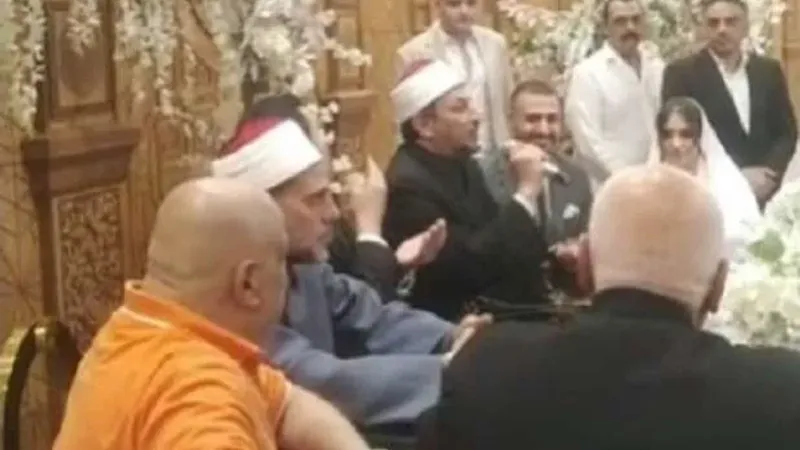 مصطفى كامل يحتفل بعقد قران ابنته.. وحمادة هلال أبرز الحضور (صور)
