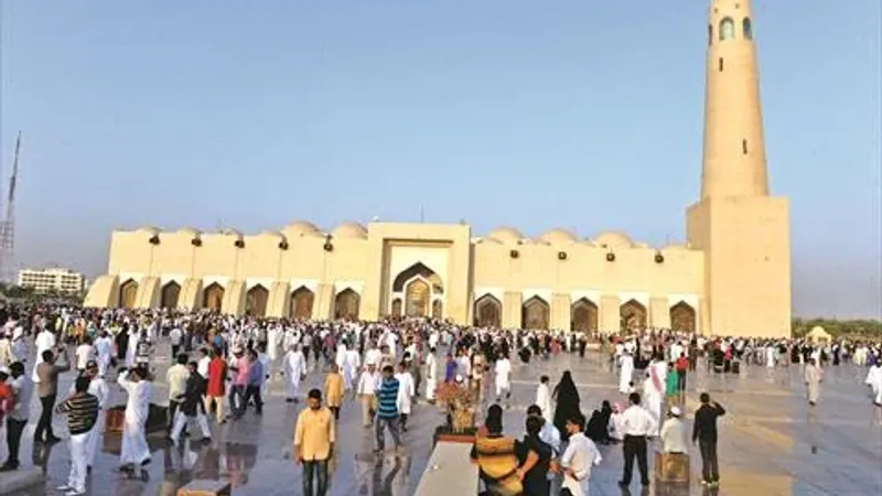 وزارة الأوقاف والشؤون الإسلامية تحدد موعد ومواقع صلاة عيد الفطر المبارك