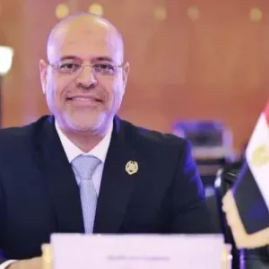 «اتحاد عمال مصر» يُهنئ محمد جبران بتوليه الحقيبة الوزارية الجديدة