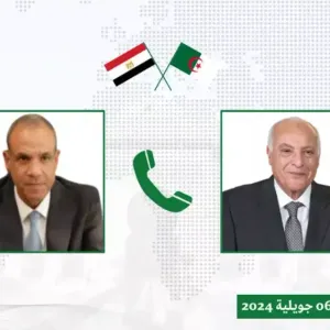 عطاف يجري اتصالا هاتفيا مع نظيره المصري