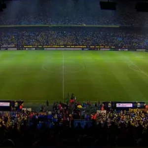 "سوء الطقس" يُوقف مباراة صنداونز والترجي.. واللاعبون يتركون الملعب (فيديو وصور)