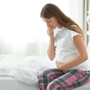 أعراض زلال الحمل في الشهر التاسع.. نصائح للوقاية