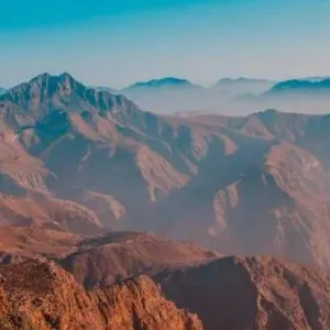 جبل جيس يسجل أقل حرارة في الإمارات بـ 4.2 درجة