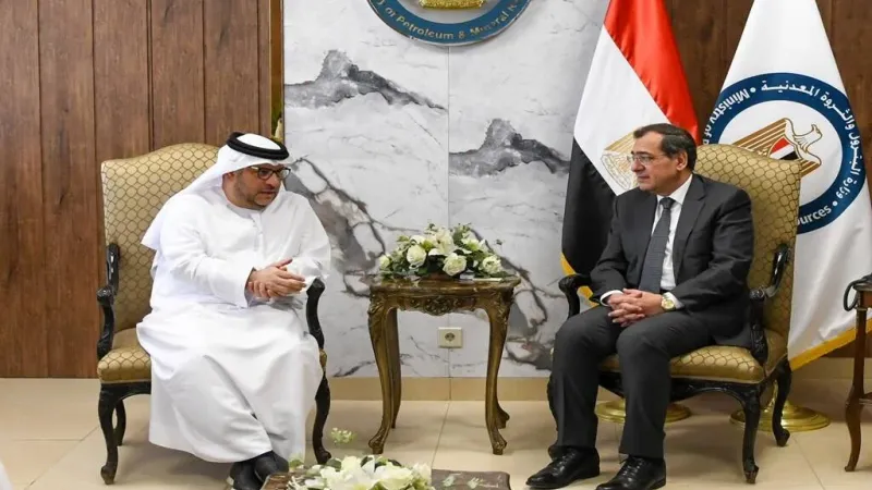 البترول المصرية تبحث التعاون مع إمارة الفجيرة في تجارة وتخزين المنتجات البترولية