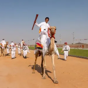 40 شوطاً و4 كؤوس في مهرجان ولي العهد للهجن.. غداً