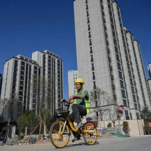 الحكومة الصينية تعرض شراء عقارات تجارية لإنقاذ القطاع المثقل بالديون