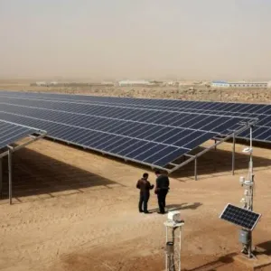 وزارة الصناعة ترخص لشركة "باور نورزا" لاستغلال وحدة انتاج كهرباء من الطاقة الشمسية بمطماطة