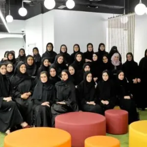 القيادات النسائية في «كهرباء دبي» يُشِدْن بدعم القيادة للمرأة