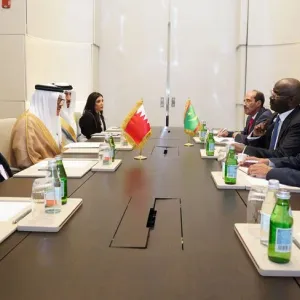 سعادة وزير الخارجية يجتمع مع وزير الشؤون الخارجية والتعاون والموريتانيين في الخارج بالجمهورية الإسلامية الموريتانية
