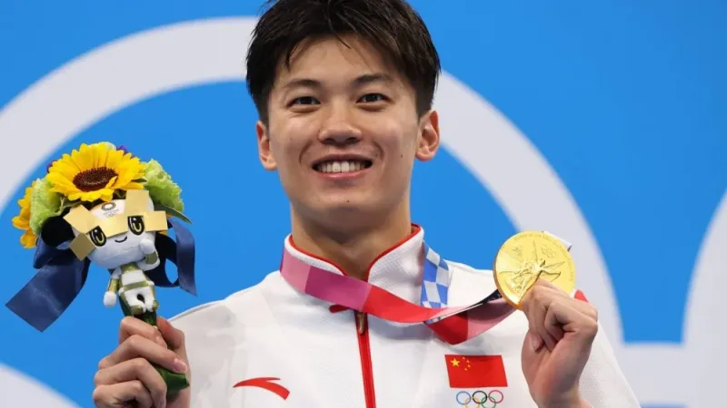 «التفسير الصيني».. أنقذ منتخب السباحة من عقوبة المنشطات في أولمبياد طوكيو!