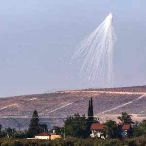 تقرير: إسرائيل استخدمت «السلاح الحارق» في هجمات على لبنان