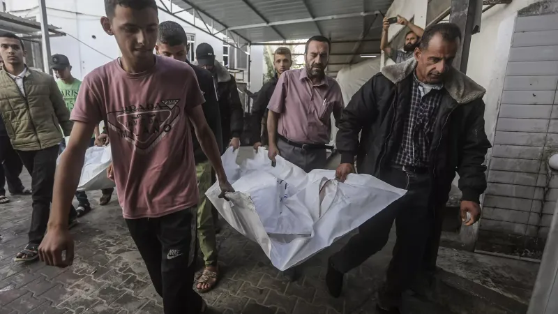 فيديو. قصف إسرائيلي على دير البلح يودي بحياة 5 أشخاص
