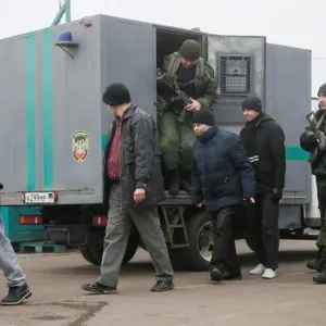 زيلينسكي: عودة 75 من أسرى الحرب الأوكرانيين من روسيا