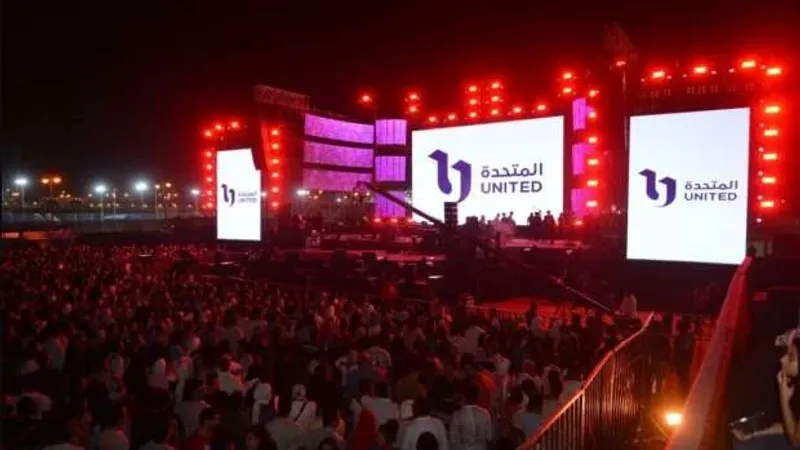 محمد حماقي يفتتح حفل مشروع «ليالي مصر» بأغنية «نفسي أبقى جنبه»