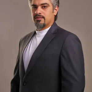 البحريني قمبر عضوا بمجلس الاتحاد الدولي لفنون القتال المختطلة